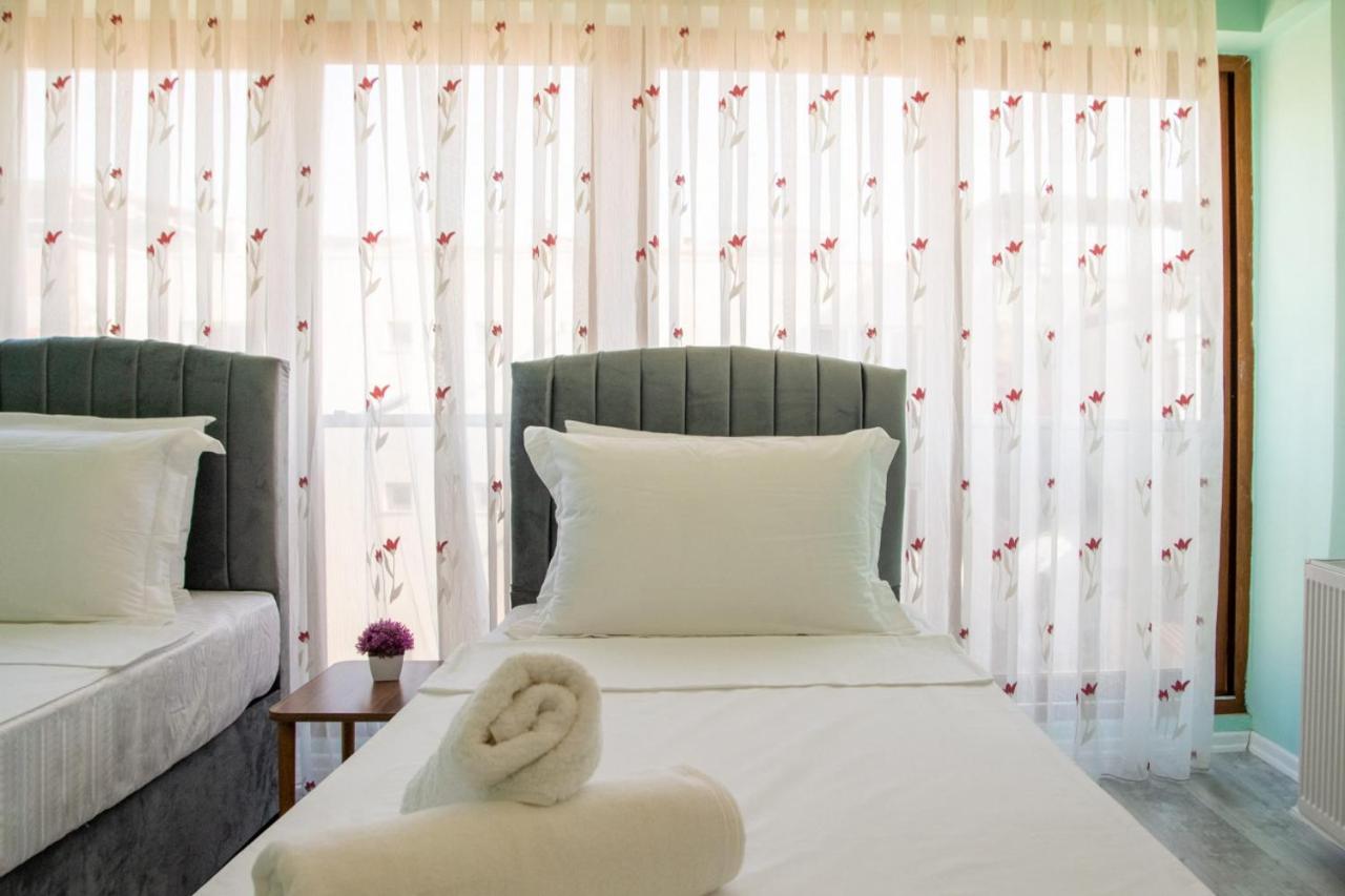 Flat With Great View And Central Location In Konak Izmir Eksteriør billede