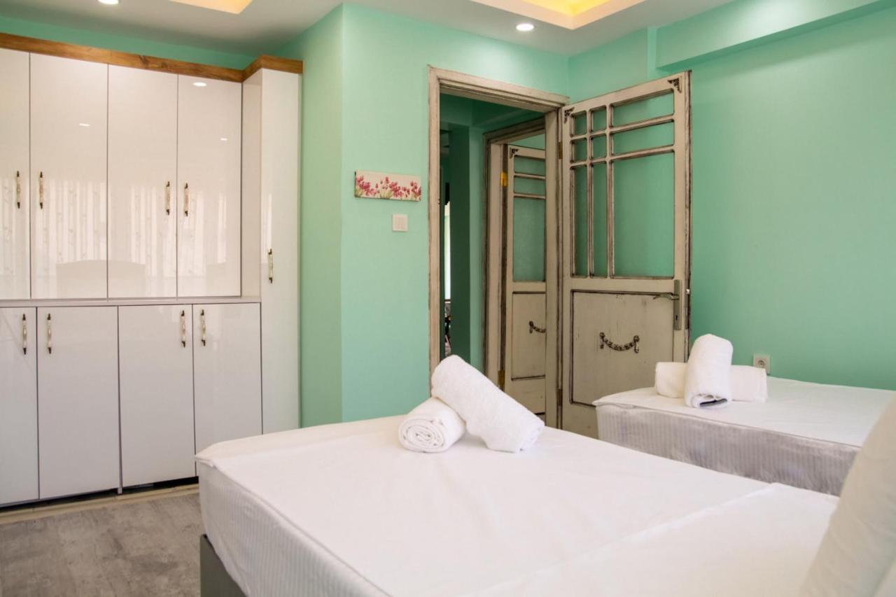 Flat With Great View And Central Location In Konak Izmir Eksteriør billede